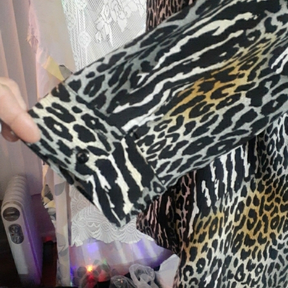 Notations animal print blouse. - Picture 4 of 6